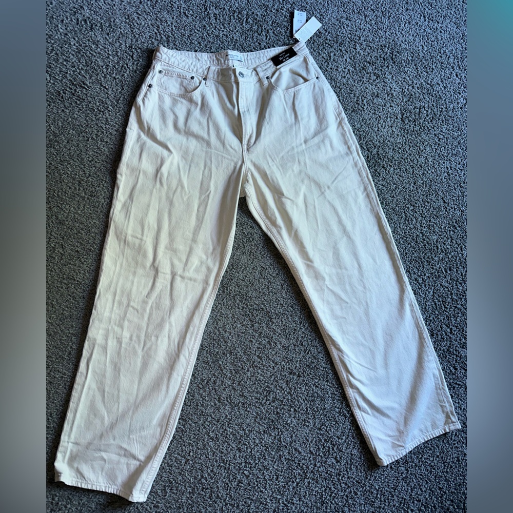 Abercrombie & Fitch cream Straight Leg Pants